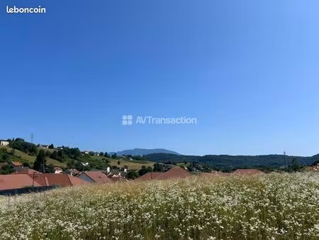 terrain 678 m² belley