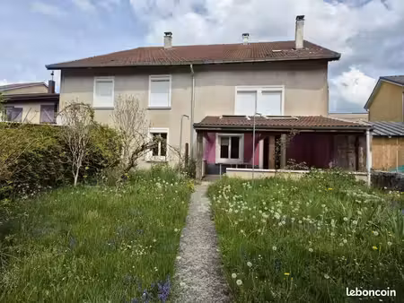maison 6 pièces 151 m²
