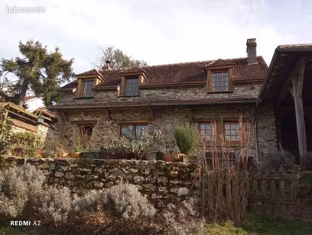 maison (4 pièces) en pierre avec vue exceptionnelle - 84m2- vallée en champagne (02)