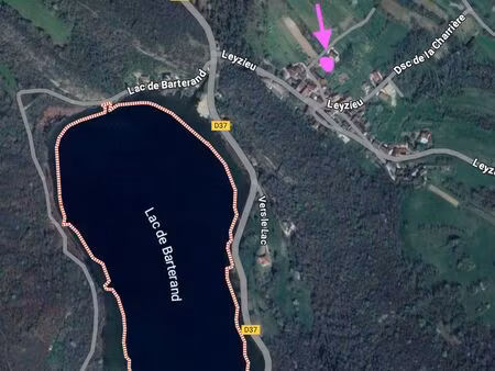 terrain constructible viabilisé lezieu