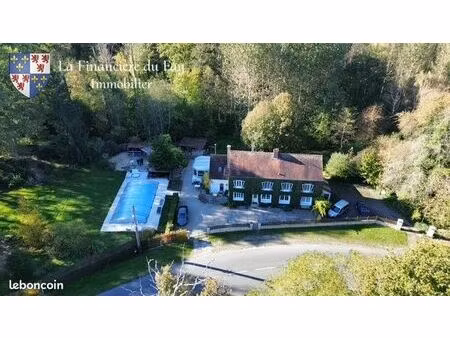 maison 9 pièces 278 m²