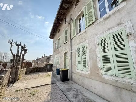 maison 160 m² montreal la cluse