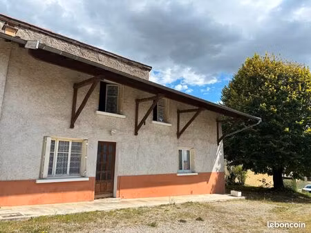 bourg saint christophe maison ancienne su terrain