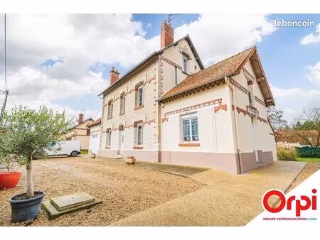 maison 6 pièces 199 m²