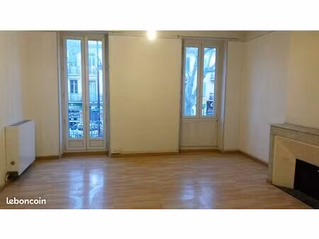 f4 draguignan proche cv 110m2