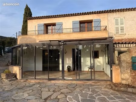 location maison grimaud
