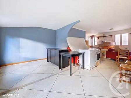 maison 2 pièces 59 m²