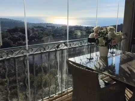 t3 vue mer. côte d'azur. clim piscine...