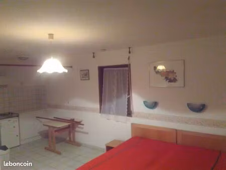 studio à louer à sergy