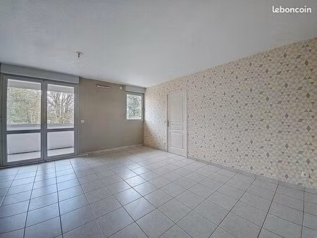 appartement 3 pièces 76 m²