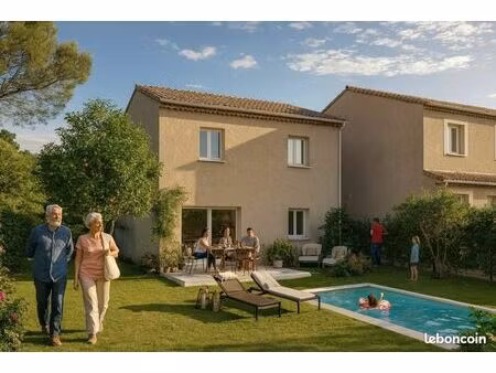 villa 4 pièces 80 m²