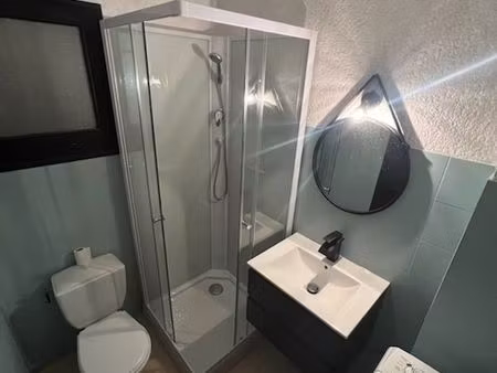 studio avec terasse et jardin