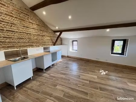 appartement plein centre chatillon sur rivière calme