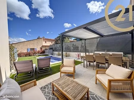 villa 4 pièces 81 m²