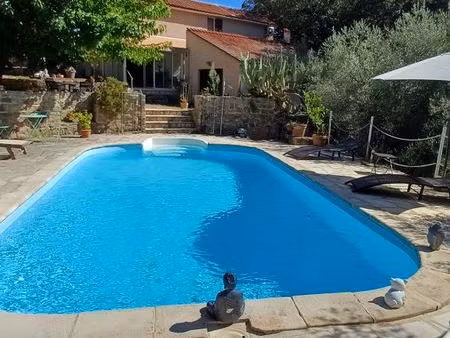 maison entrecasteaux