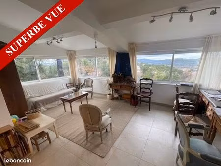 villa individuelle 3 chambres sur 1177 m² de terrain