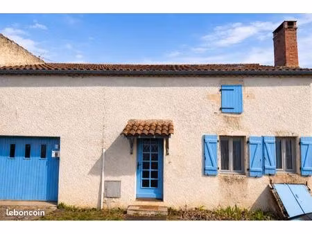 maison de charme à charroux