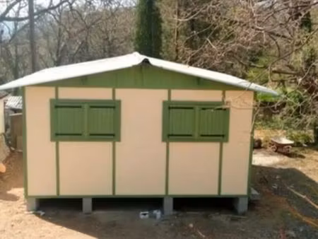 chalet neuf  vie sur vigne de grimaud  à 5 min des plages en voiture