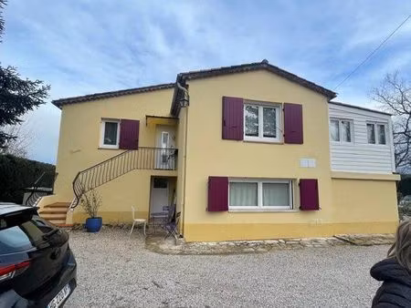 à vendre maison rénovée 7 pièces 138 m2 avec piscine et terrain plat clos 2200 m2 à fayenc