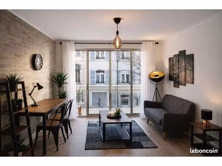 grand studio meublé 27m² – hyper-centre vichy