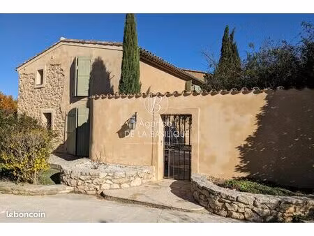 propriété 7 pièces 320 m²