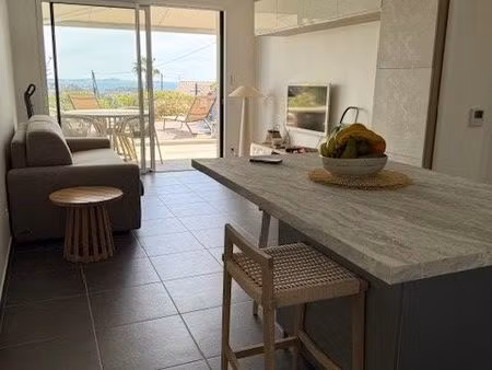 coup de coeur à bandol - t2 de 39m2- jardin 25m2 - vue mer