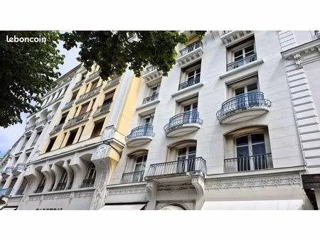 exclusivité  appartement de standing totalement rénové  116m² face parc des sources 