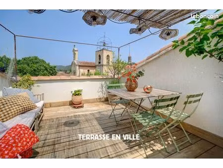 immeuble 235 m² saint-cyr-sur-mer