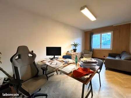 bureaux 100 m² draguignan