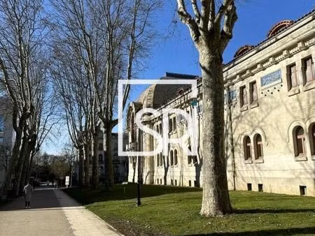 fonds de commerce 63 m²