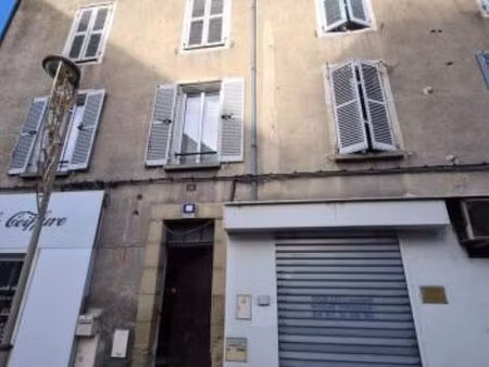 grenier / ancienne chambre de bonne – 22 m² au sol – fort potentiel