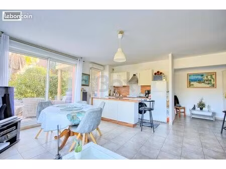 appartement 3 pièces 69 m²