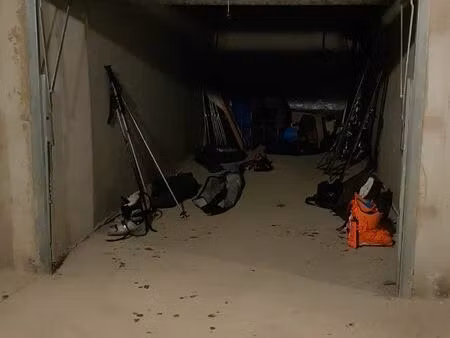 garage seignus d’allos a côté de l’esf