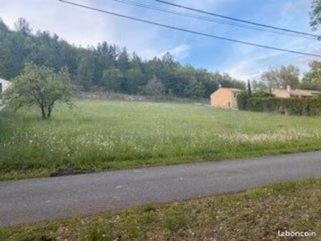 terrain constructible 1200m2