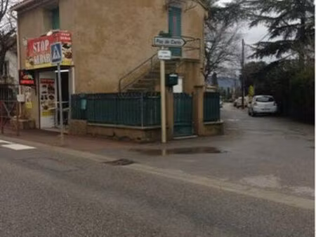 immeuble de rapport 7 8 % local  commercial  studio + jardinet cave