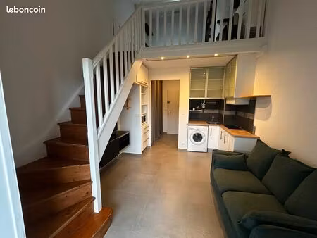 studio mezzanine avec loggia