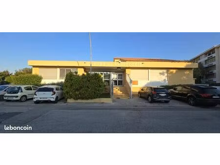 murs commerciaux 305 m² la garde