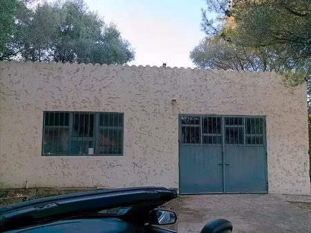 local habitable à vendre – bandol (zone ueco)