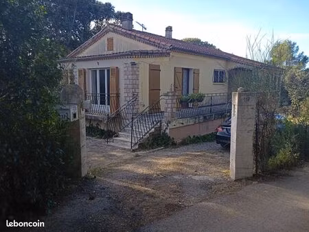 villa 100m2 et 1502m2 terrain