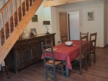 meublé t3/4 tbe 82 m2 750 cc