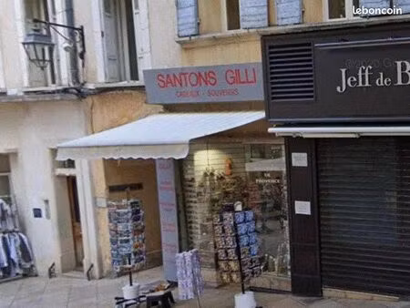 boutique 36 m² manosque