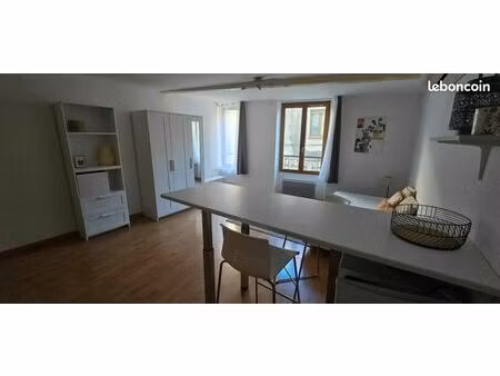 studio meublé 28m2