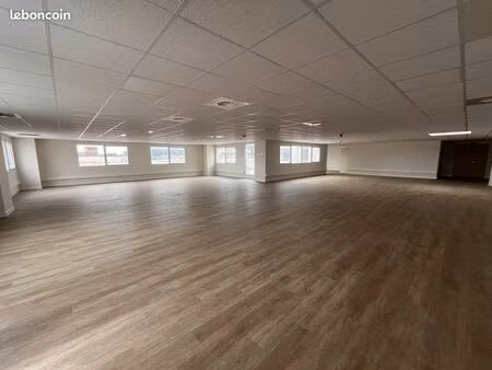 bureaux 272 m² la farlède