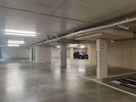 garage à louer à dilsen-stokkem € 65 (lkz50) - marc tilkin | zimmo