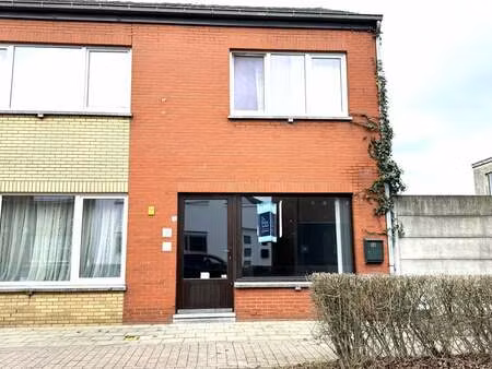 bien professionnel à louer à beverlo € 600 (lkzjm) - max vastgoed | zimmo