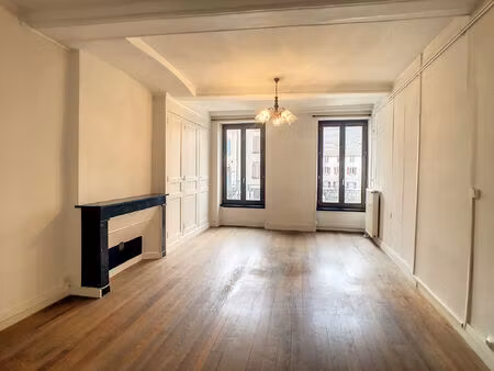 location appartement 2 pièces 60 m² à champeix (63320)