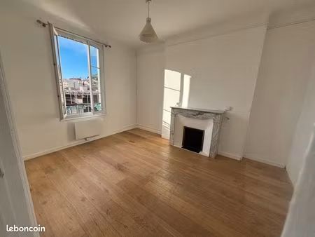 t2 lumineux en hyper centre-ville