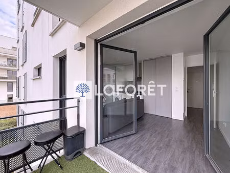 studio lumineux avec balcon et parking - écoquartier rouget de lisle