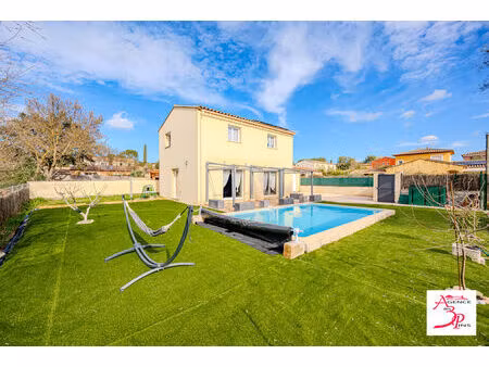 vente maison 4 pièces 111 m² pierrefeu-du-var (83390)