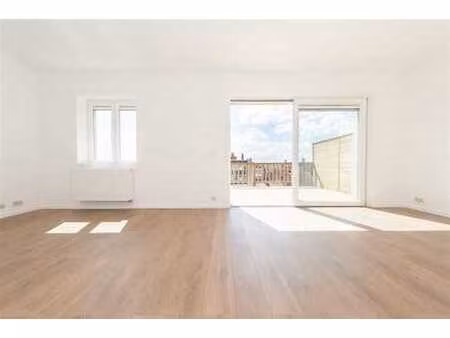 appartement lumineux avec vue panoramique sur bruxelles